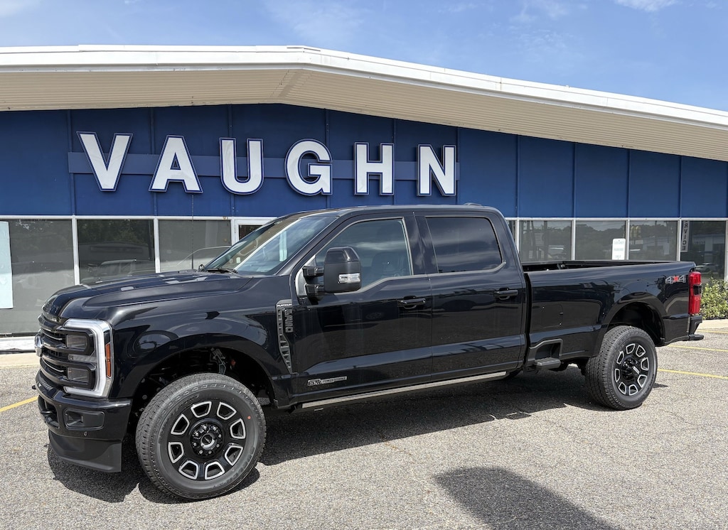 New 2026 Ford Super Duty F-350 SRW Platinum Truck Crew Cab