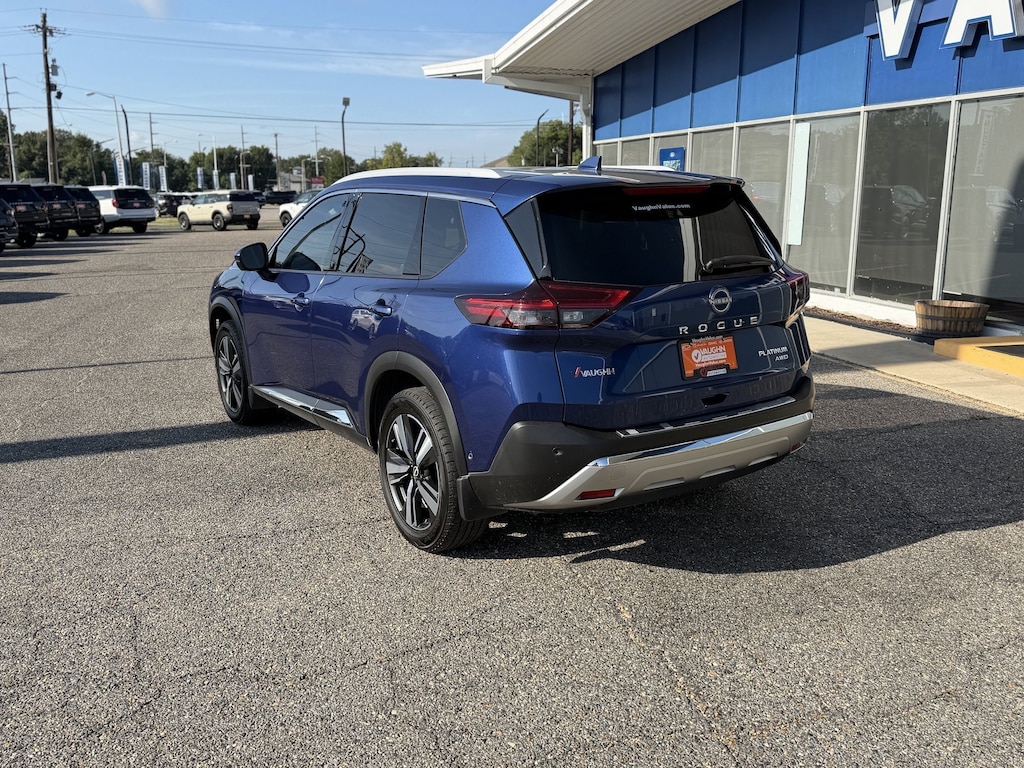 Used 2023 Nissan Rogue Platinum SUV