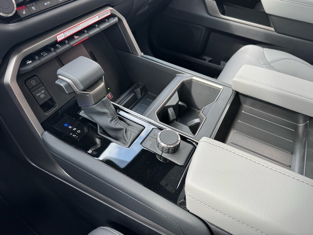2026 Toyota Tundra Limited - Photo 22