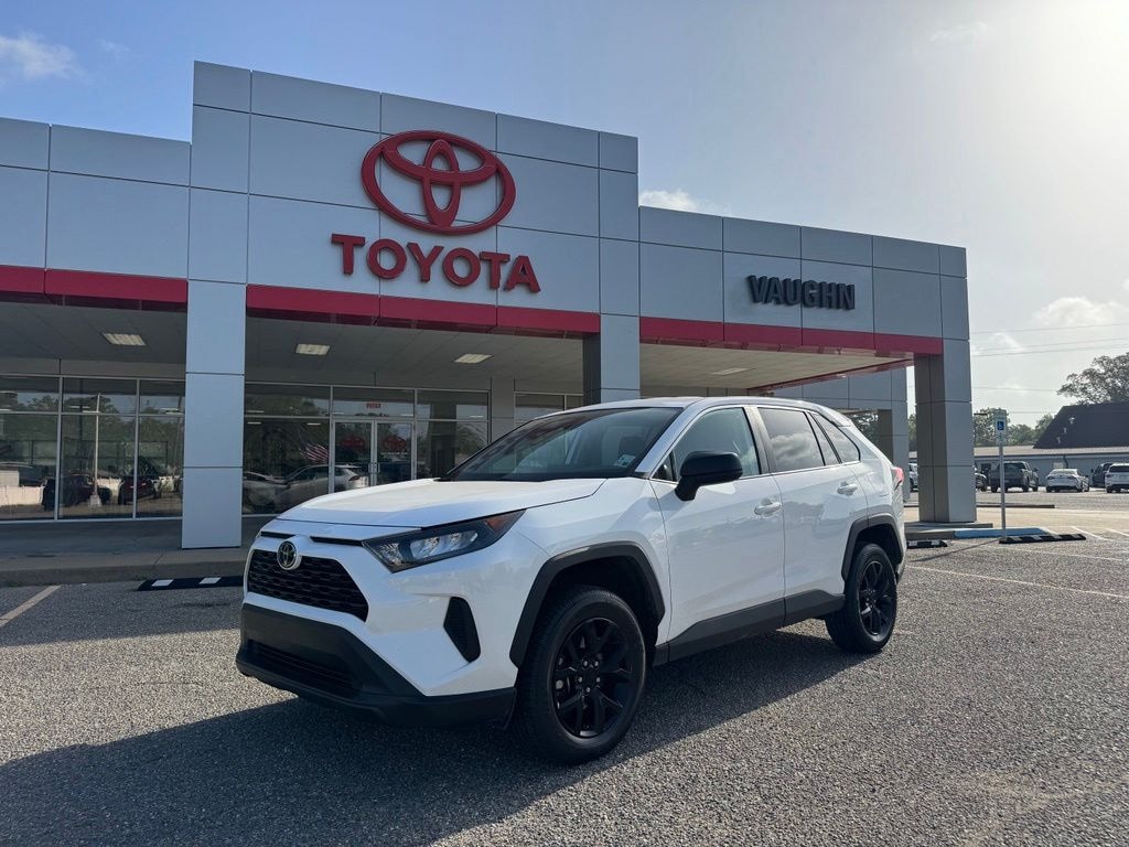 Used 2022 Toyota RAV4 LE SUV