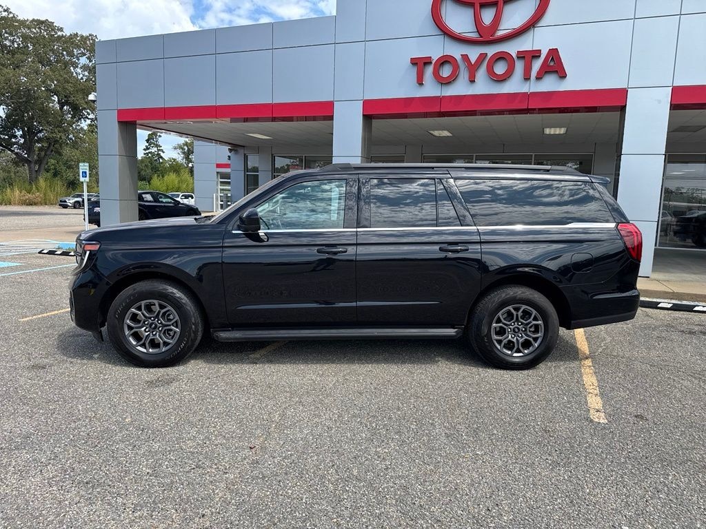 Used 2025 Ford Expedition Max Active SUV