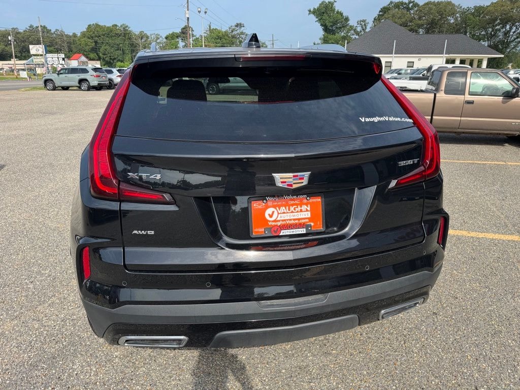 Used 2025 Cadillac XT4 Premium Luxury SUV