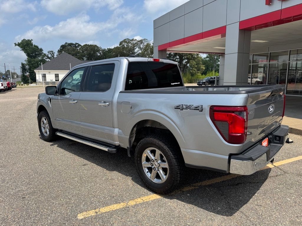 Used 2025 Ford F-150 XLT Truck SuperCrew Cab