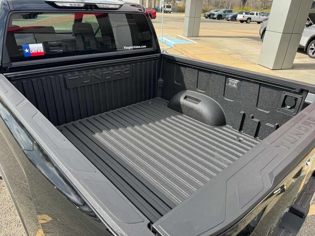 2026 Toyota Tundra Limited - Photo 11