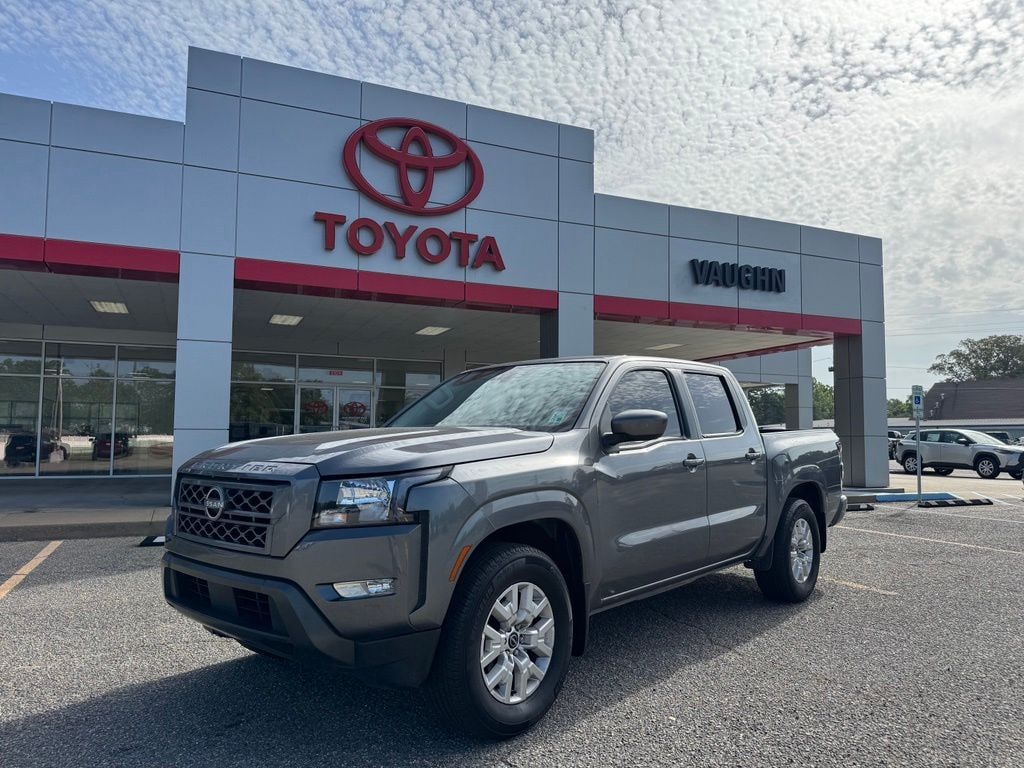 Used 2024 Nissan Frontier SV Truck Crew Cab