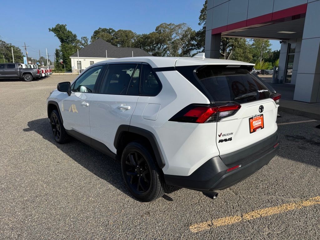 Used 2022 Toyota RAV4 LE SUV