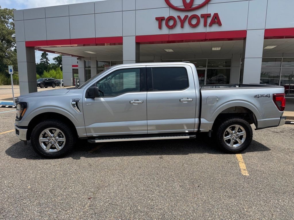 Used 2025 Ford F-150 XLT Truck SuperCrew Cab