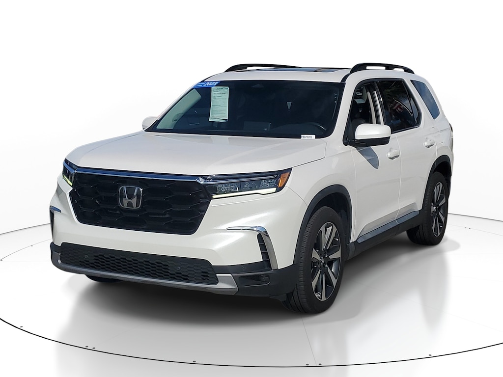 Certified 2023 Honda Pilot Touring Touring AWD