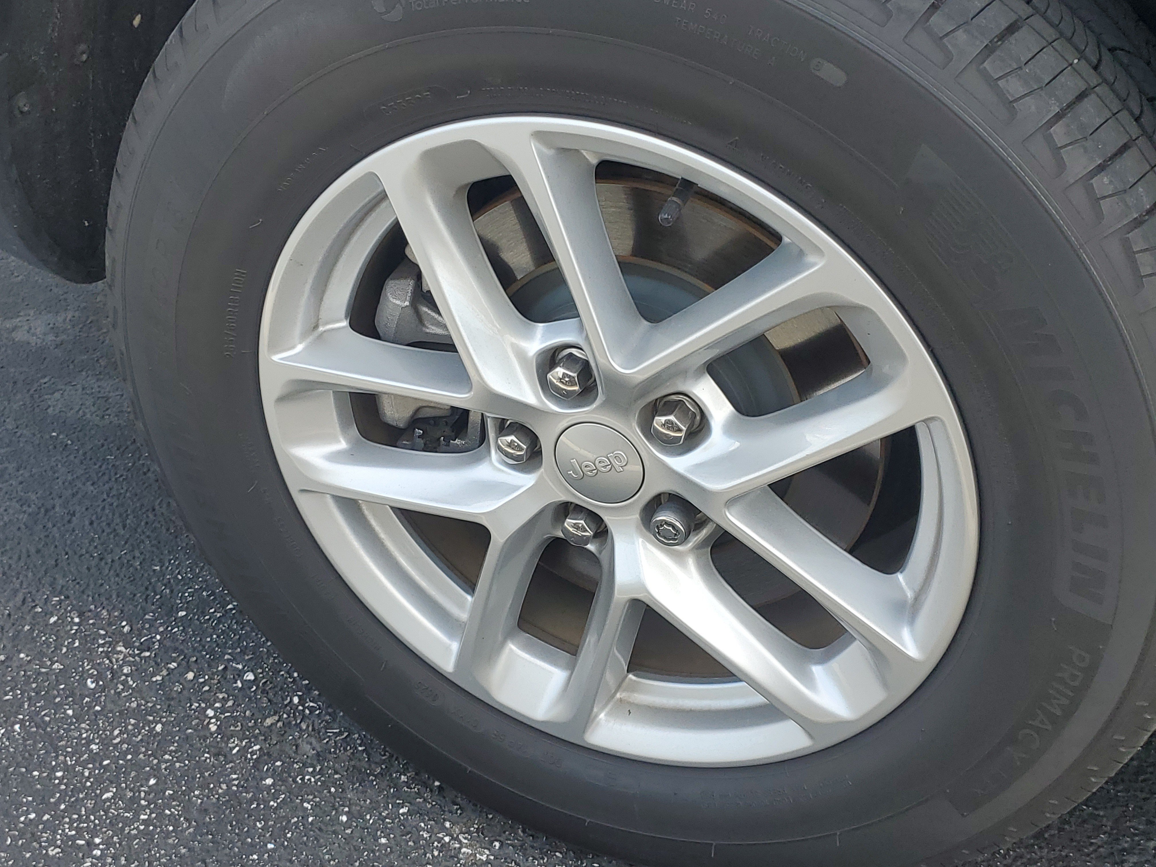 Used 2025 Jeep Grand Cherokee L Laredo SUV