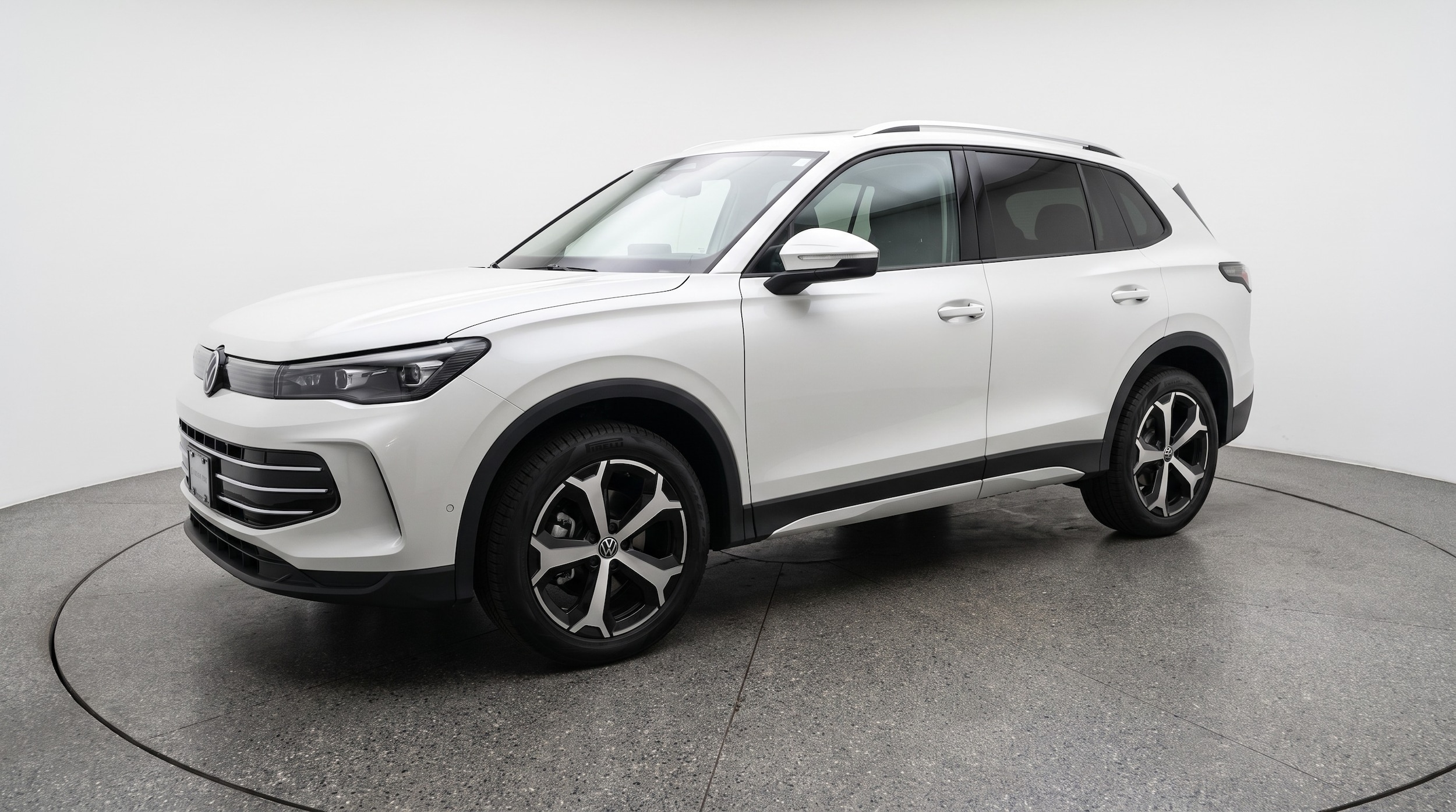 Thumbnail: 2026 Volkswagen Tiguan - 3