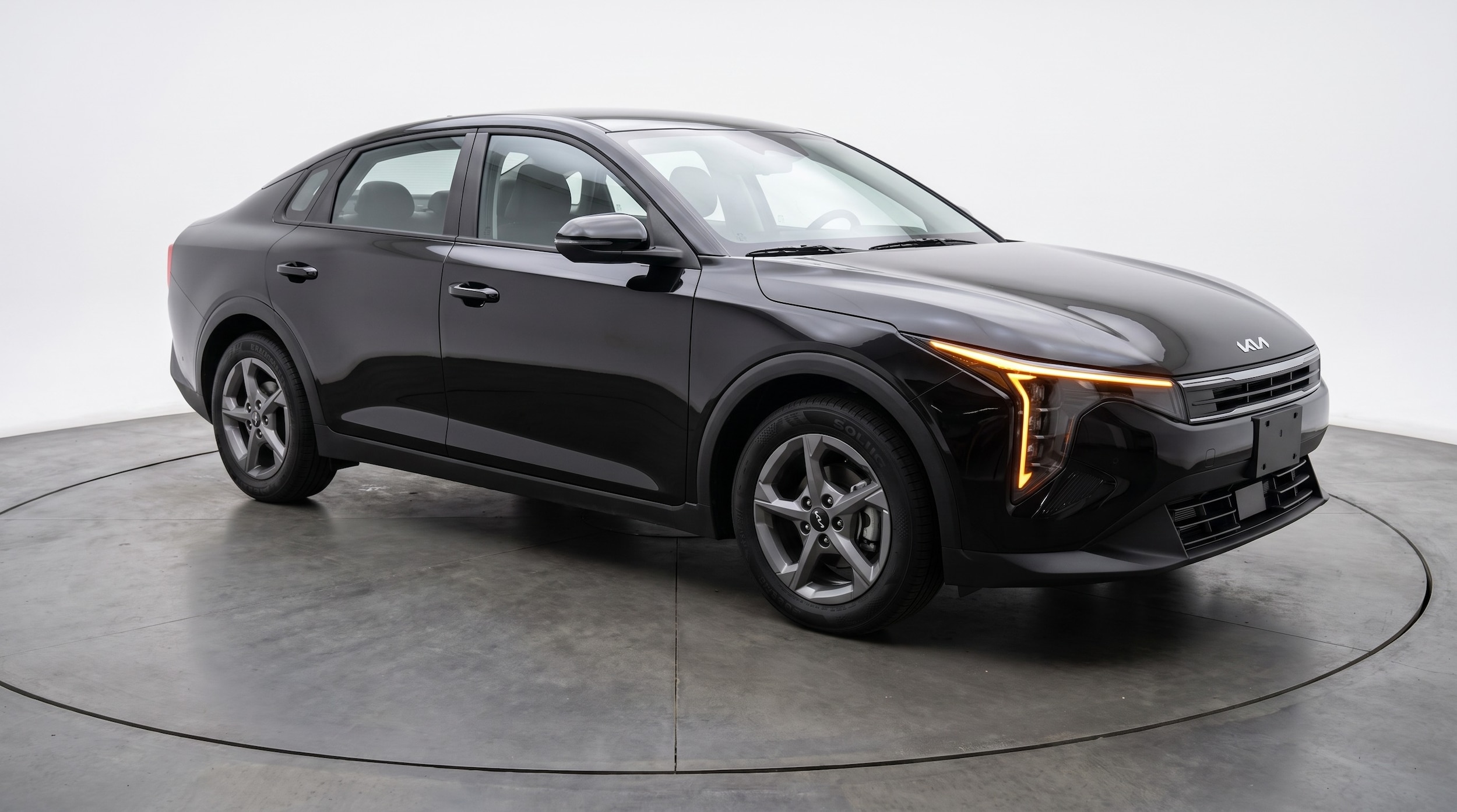 Thumbnail: 2026 Kia K4 - 1