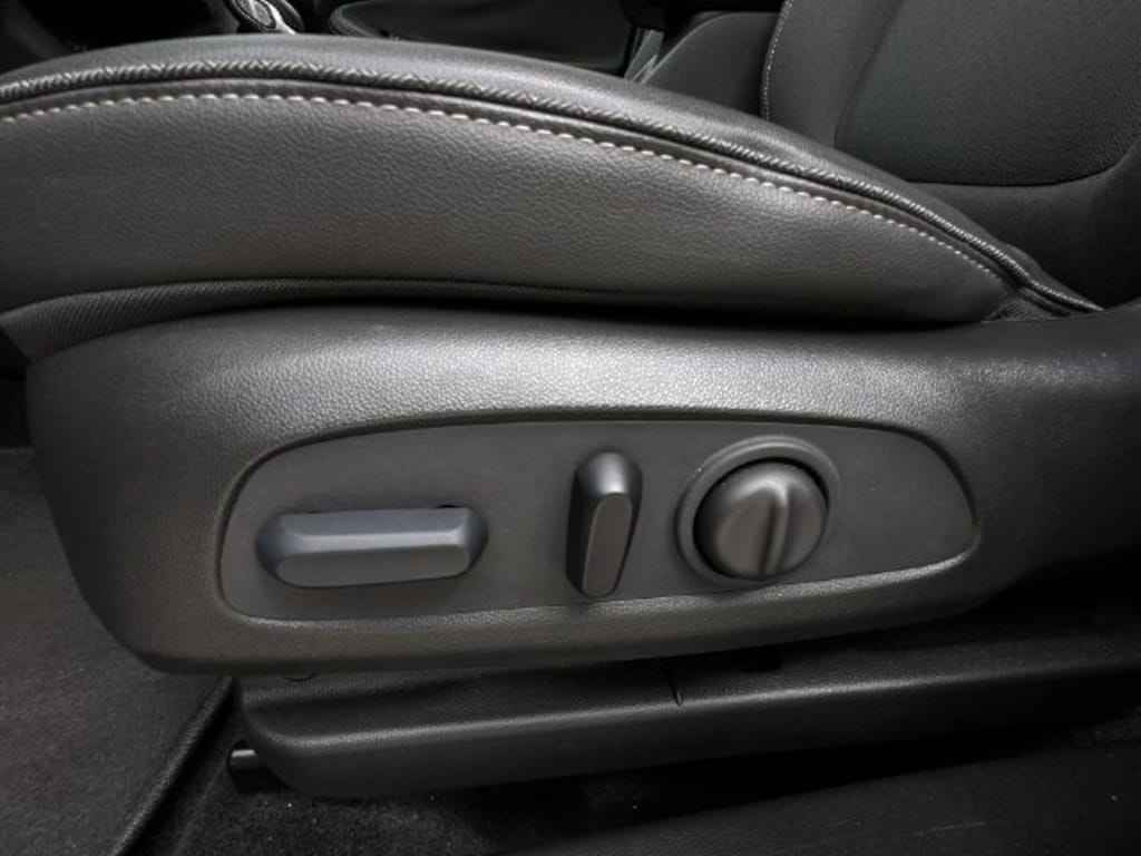 Used 2023 Buick Encore GX Select SUV