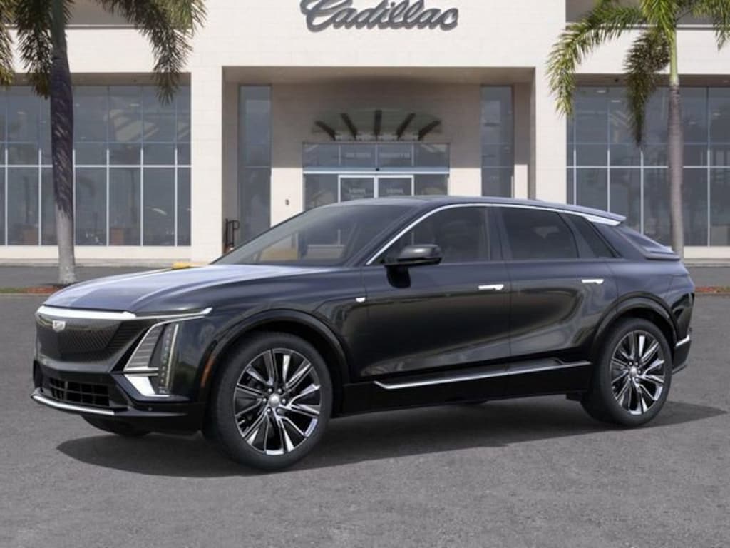New 2026 CADILLAC LYRIQ Signature Luxury SUV