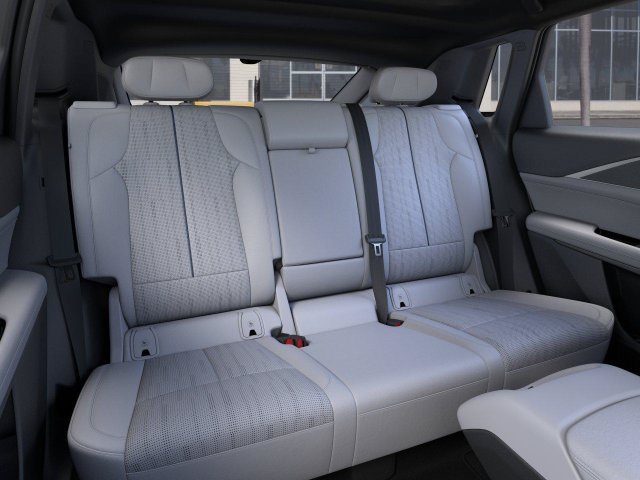 2027 Cadillac LYRIQ Luxury - Photo 17