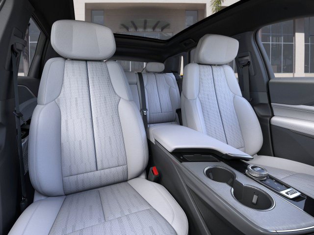 2027 Cadillac LYRIQ Luxury - Photo 16