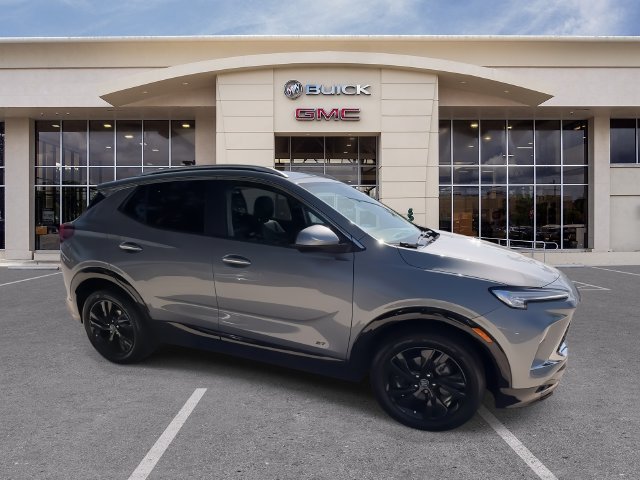 2025 Buick Encore GX Sport Touring - Photo 17