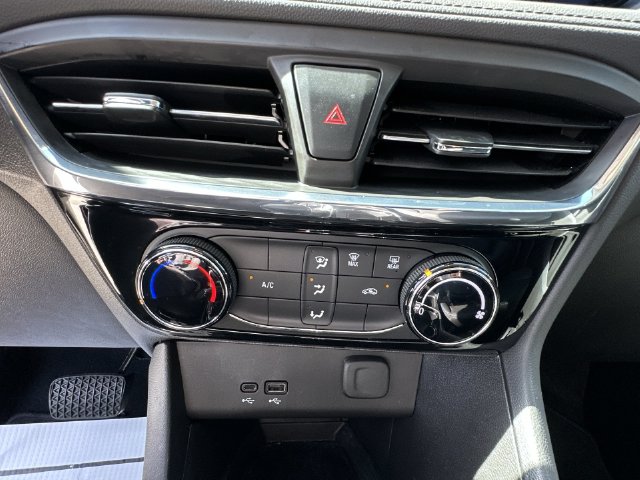 2025 Buick Encore GX Sport Touring - Photo 26