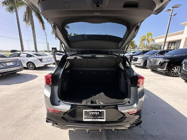 2025 Buick Encore GX Sport Touring - Photo 31