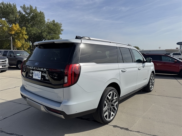 Used 2025 Ford Expedition MAX Platinum SUV