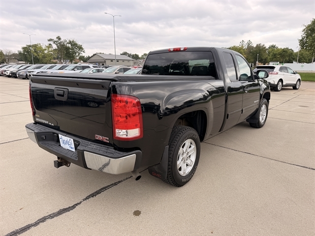 Used 2007 GMC Sierra 1500 SLE Extended Cab Short Bed Truck