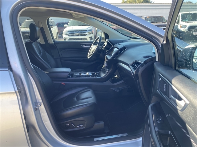 Used 2019 Ford Edge Titanium SUV