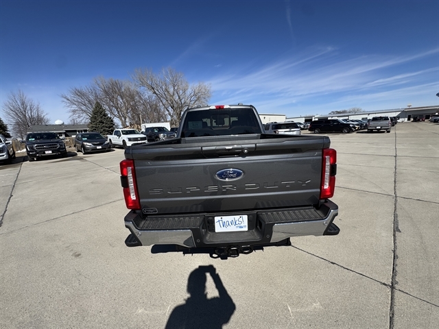 New 2026 Ford Super Duty F-350® Lariat® TRUCK