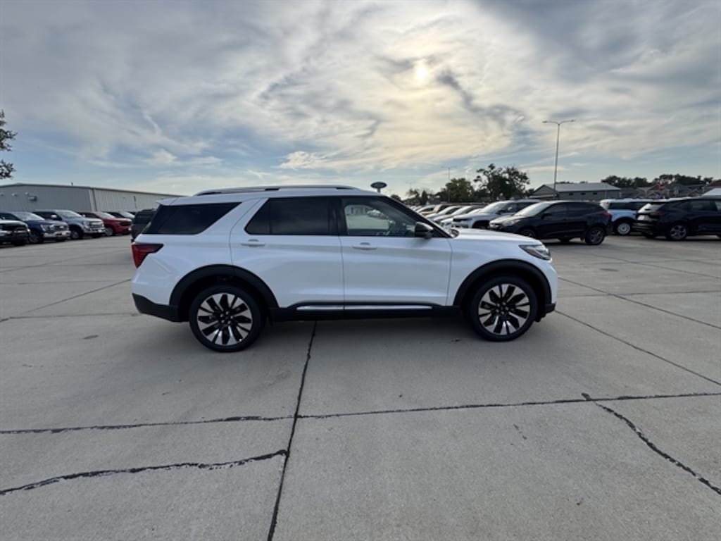 New 2026 Ford Explorer Platinum SUV