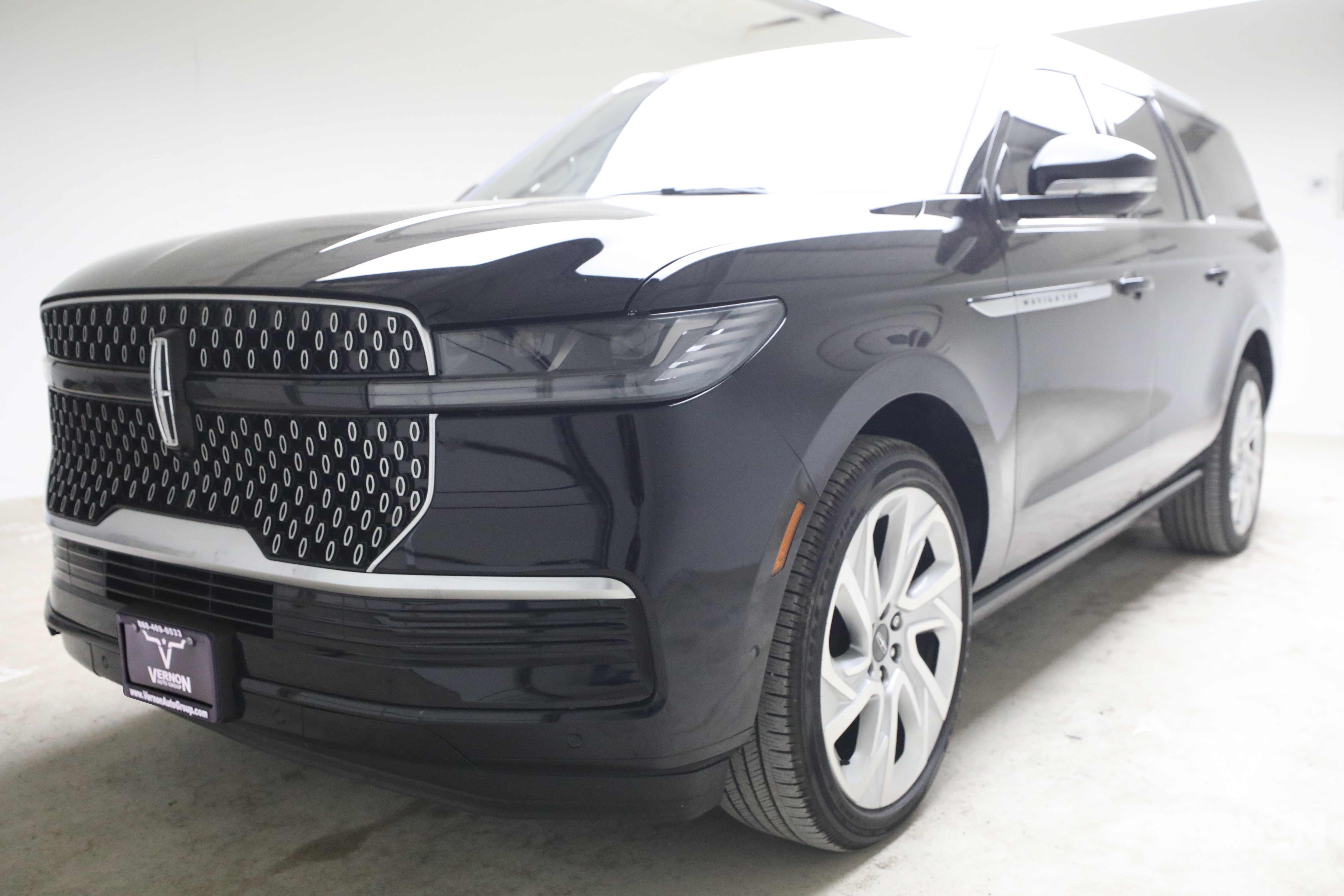 2025 Lincoln Navigator