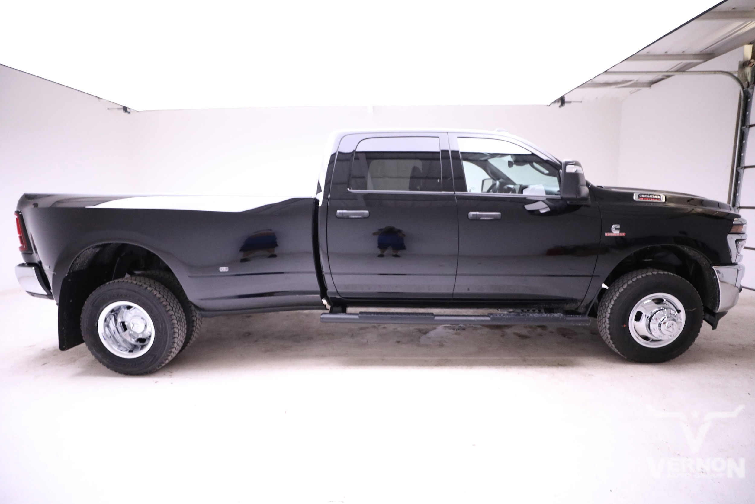 2026 RAM 3500 Tradesman - Photo 6