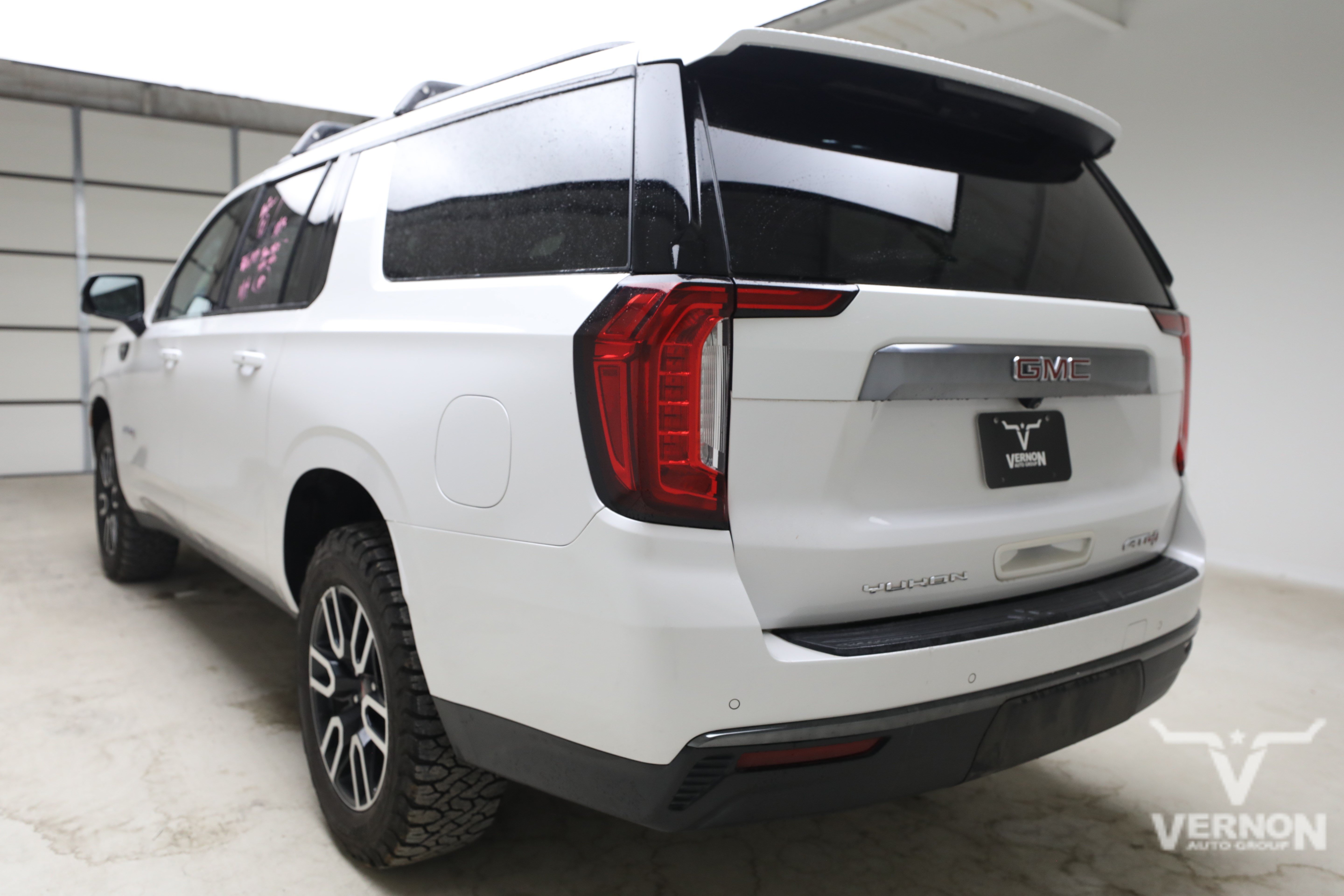 Used 2021 GMC Yukon XL AT4 SUV