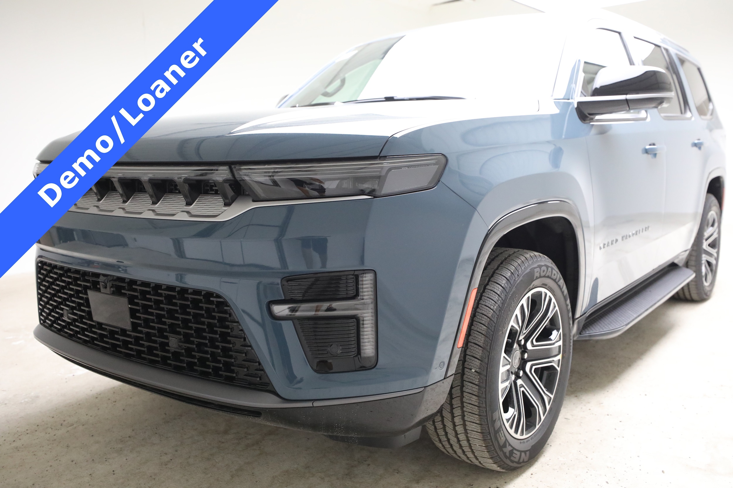 2026 Jeep Grand Wagoneer Base