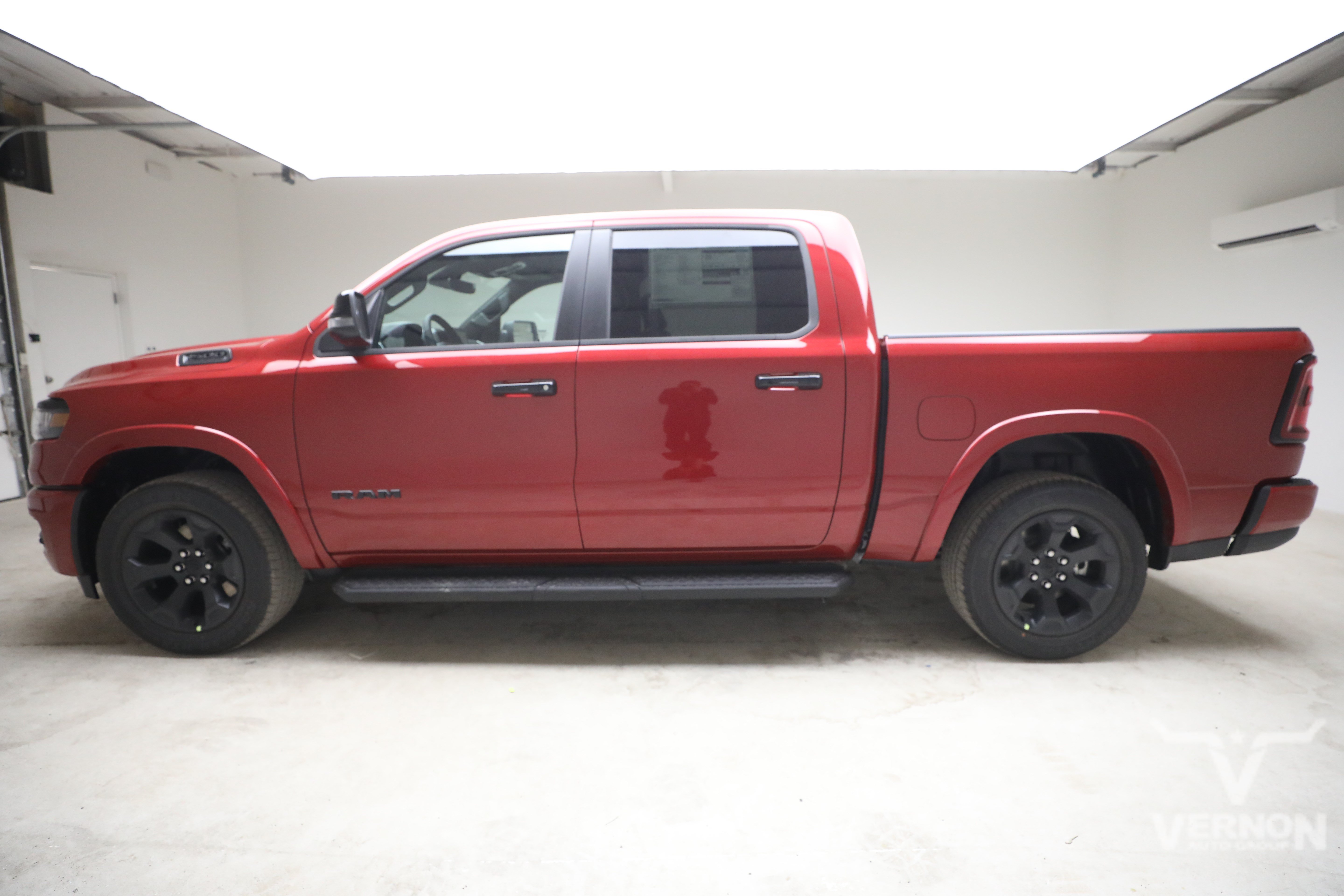 New 2027 Ram 1500 BIG HORN CREW CAB 4X2 5'7 BOX Pickup