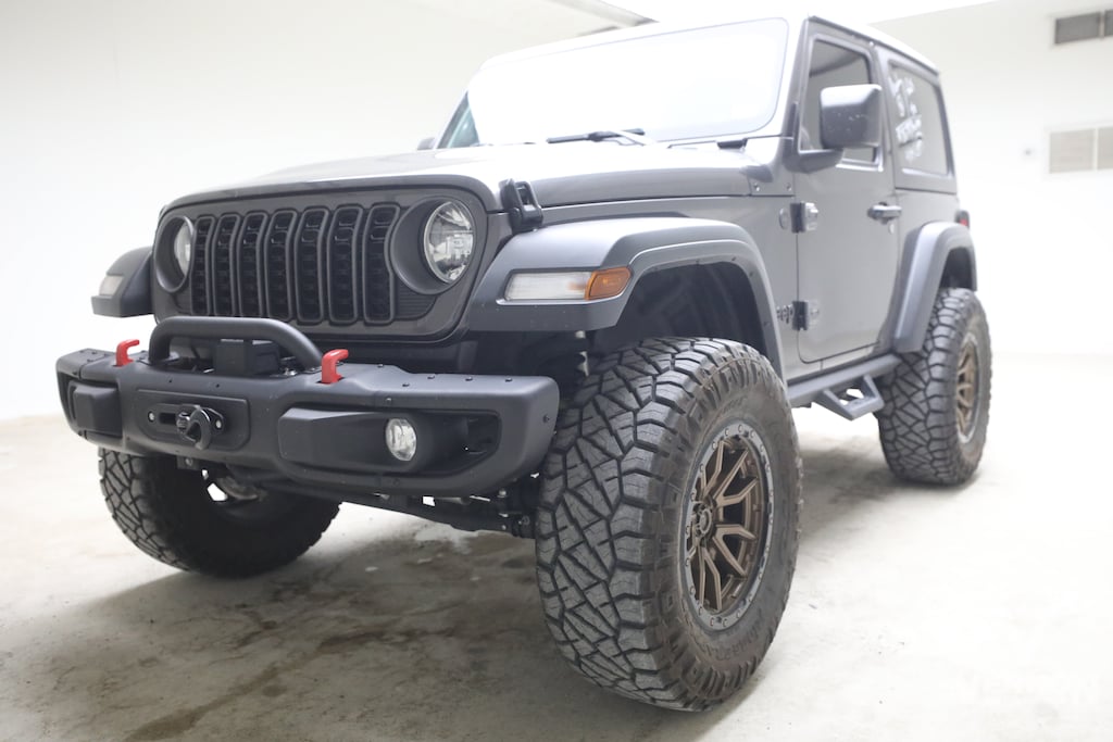 Used 2025 Jeep Wrangler Sport SUV