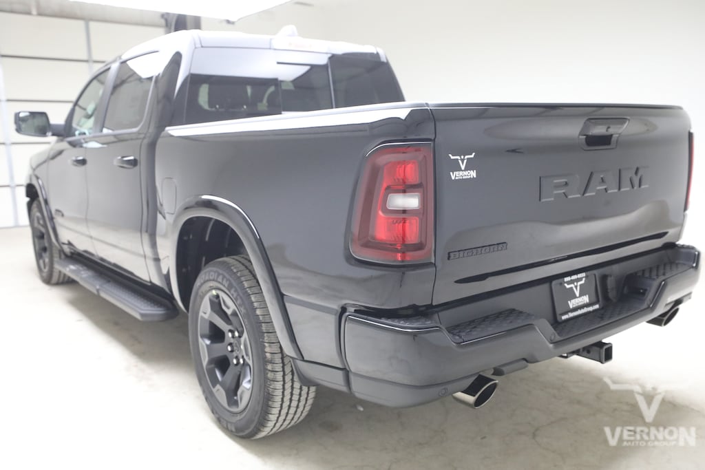 New 2027 Ram 1500 BIG HORN CREW CAB 4X2 5'7 BOX Pickup