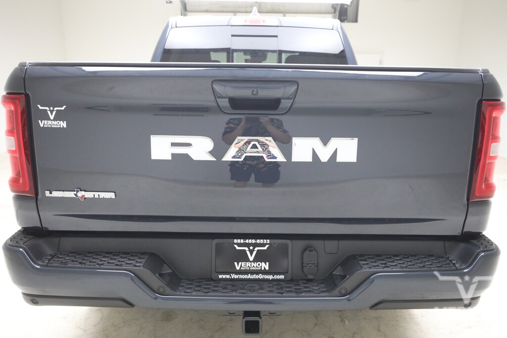 New 2027 Ram 1500 LONE STAR CREW CAB 4X2 5'7 BOX Pickup