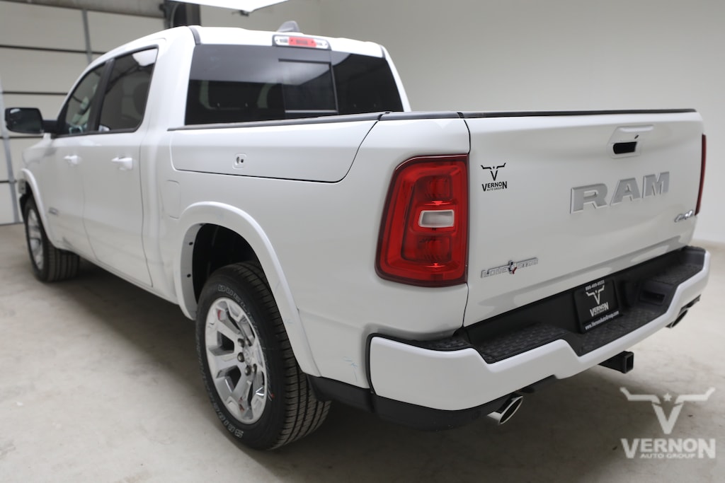 New 2026 Ram 1500 LONE STAR CREW CAB 4X4 5'7 BOX Pickup