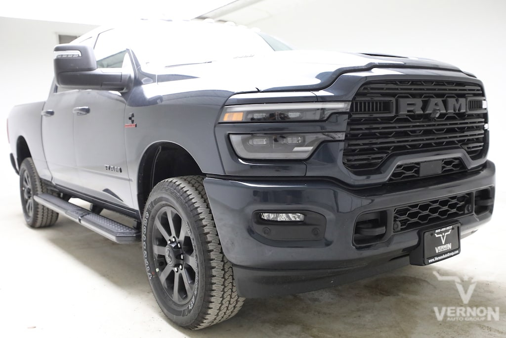New 2026 Ram 2500 LARAMIE CREW CAB 4X4 6'4 BOX Pickup