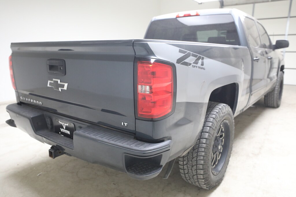 Used 2017 Chevrolet Silverado 1500 LT w/1LT Truck Crew Cab