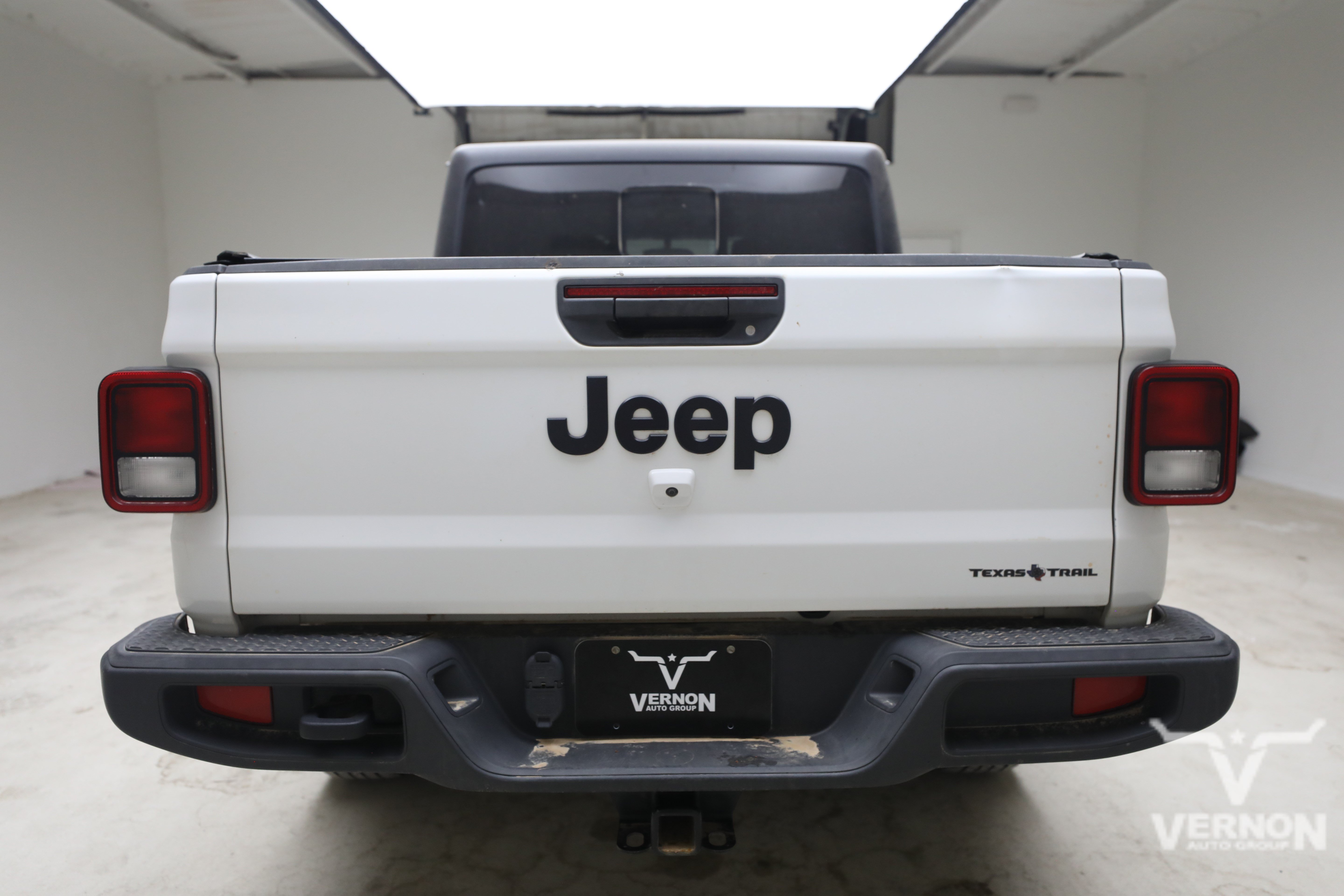 Used 2022 Jeep Gladiator Sport Truck Crew Cab