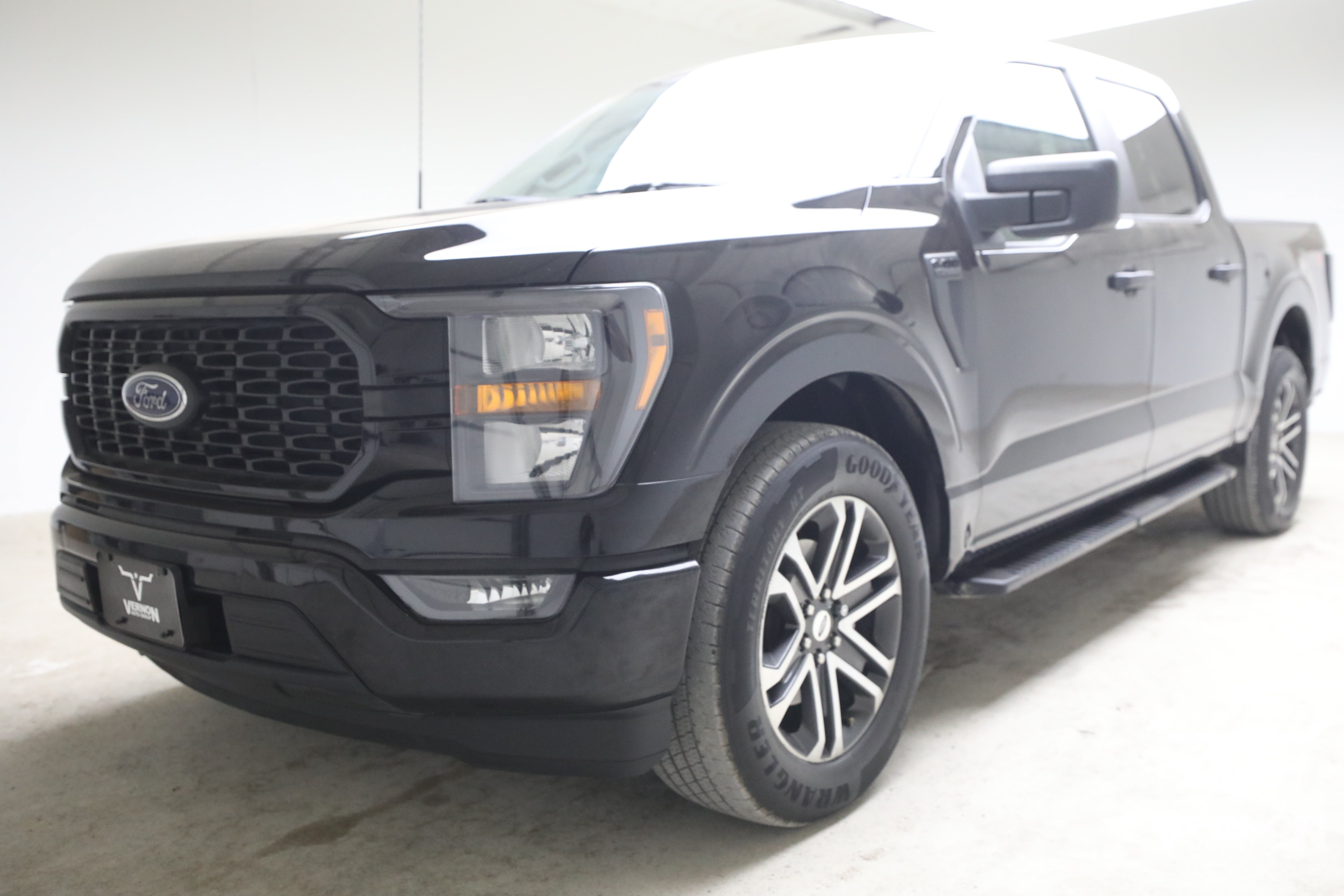 2023 Ford F-150 Truck SuperCrew Cab 