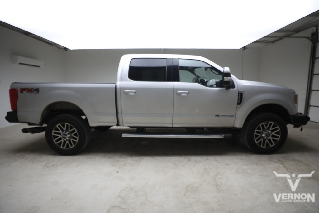Used 2019 Ford F-250 Lariat Truck Crew Cab
