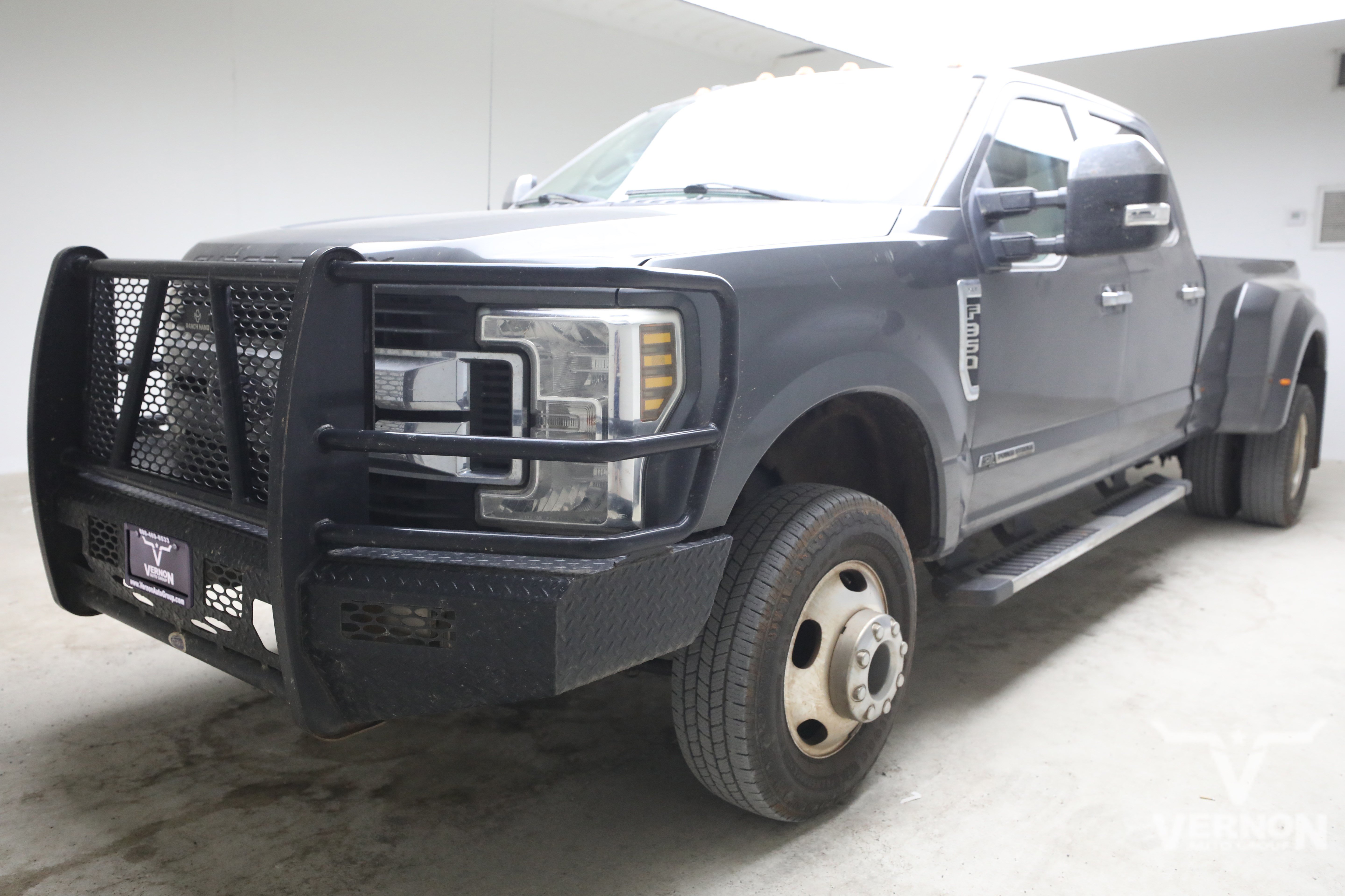2019 Ford F-350 Truck Crew Cab 
