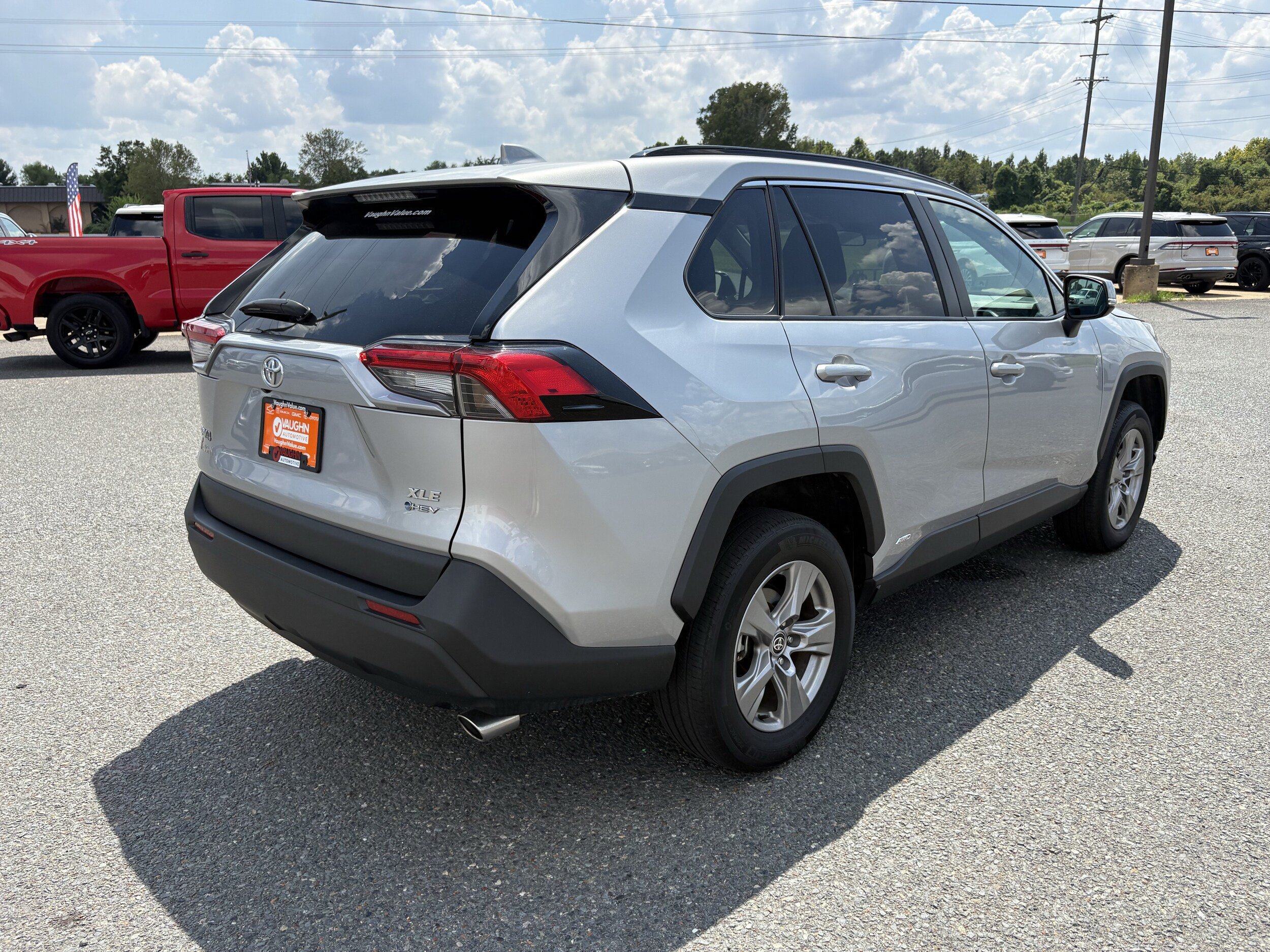 Used 2025 Toyota RAV4 Hybrid XLE SUV