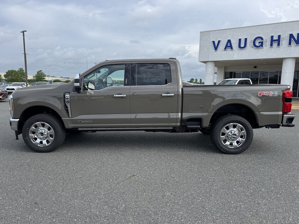 New 2026 Ford F-250 Lariat Truck Crew Cab