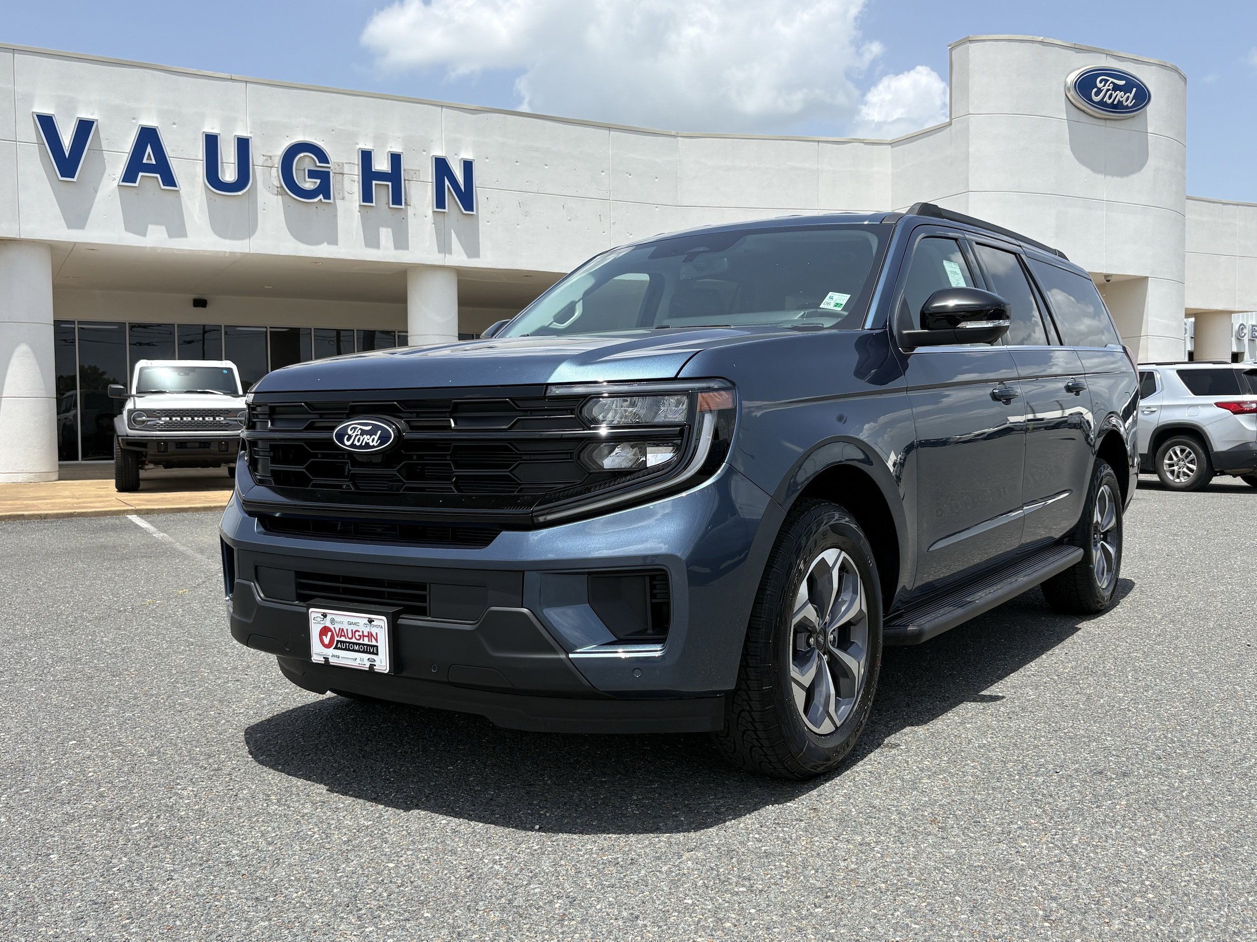 2027 Ford Expedition Max Active SUV