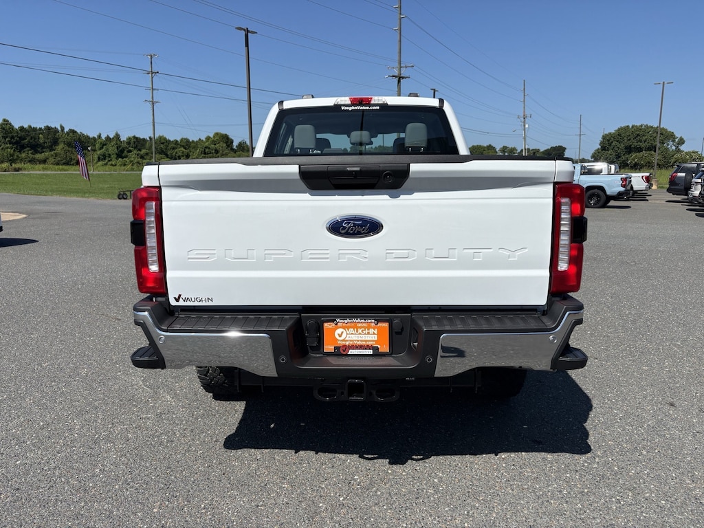 New 2026 Ford F-250 XL Truck Crew Cab