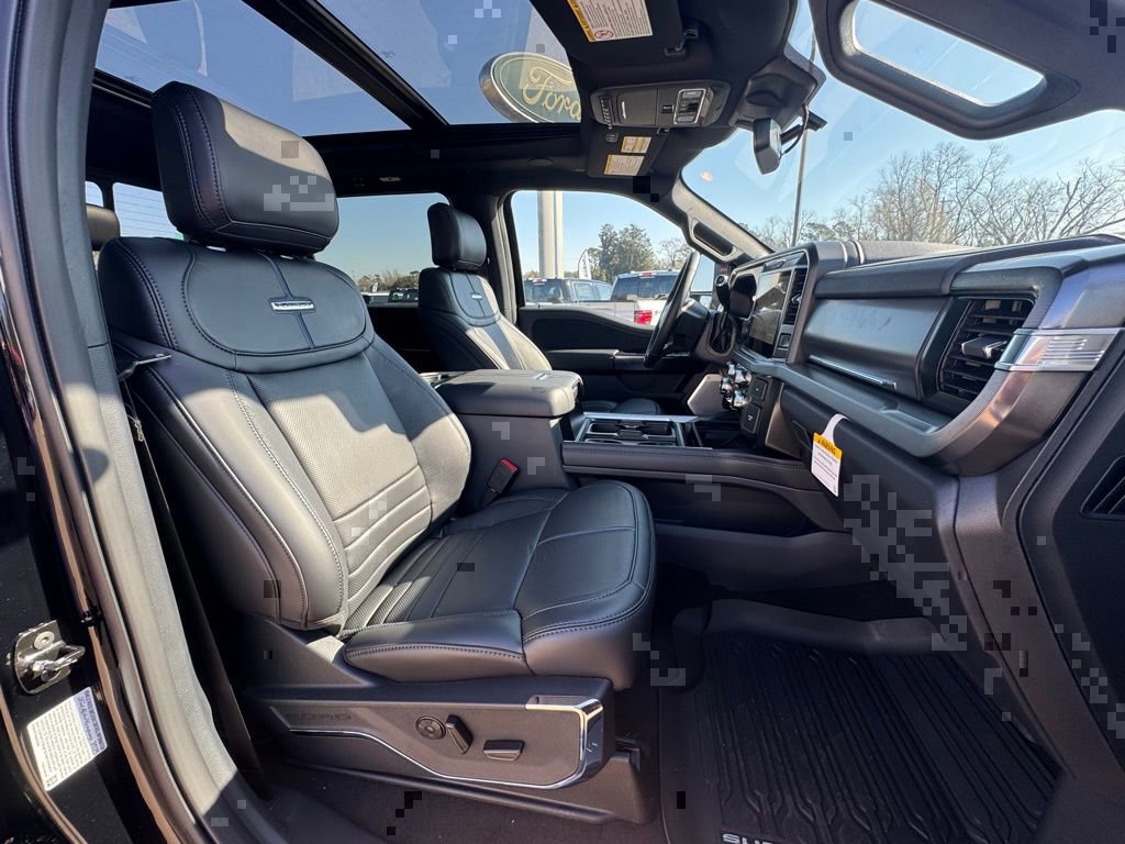 2026 Ford F-250 Super Duty Platinum - Photo 18