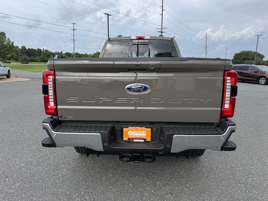 New 2026 Ford F-250 Lariat Truck Crew Cab