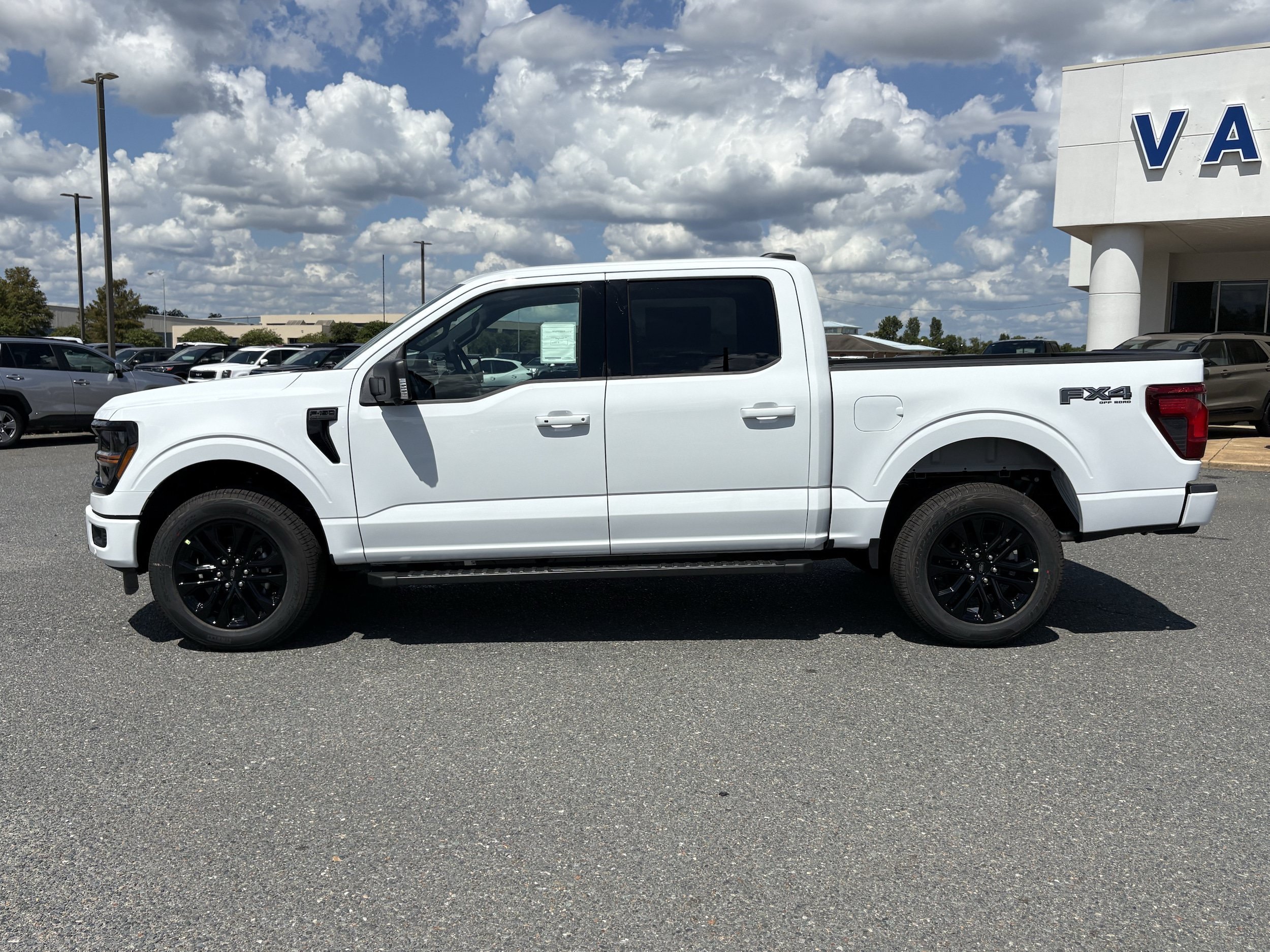New 2026 Ford F-150 XLT Truck SuperCrew Cab