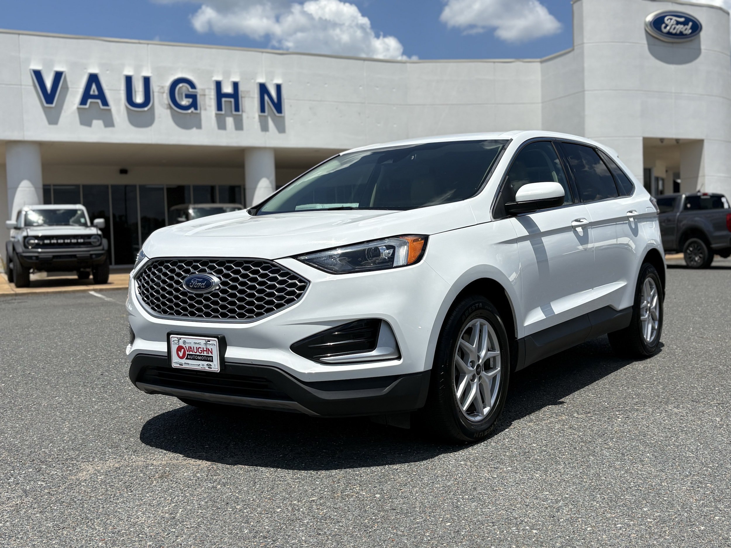 Used 2024 Ford Edge SEL SUV